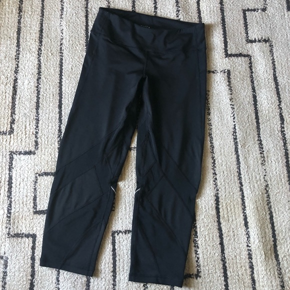 Zella women’s crop leggings - Picture 1 of 6